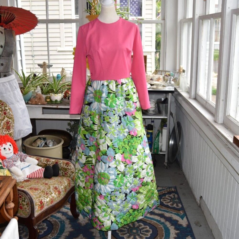 Vintage Sears At Home Wear Maxi Dress M Pink Floral Quilted Skirt Long Sleeve